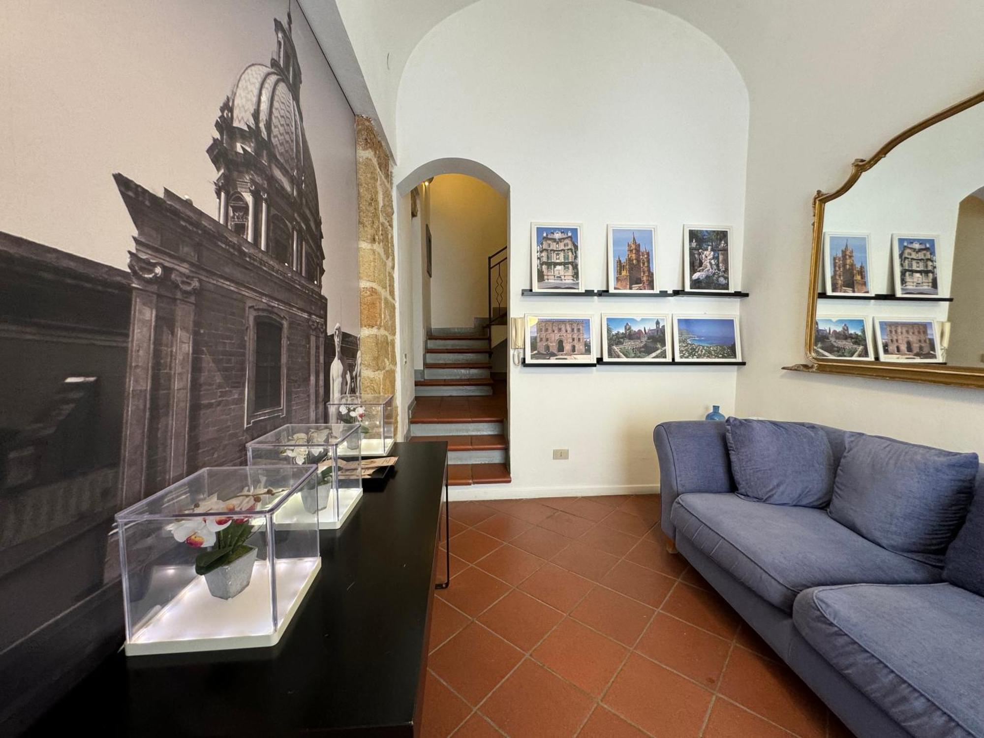 B&B Antichi Colori Cinisi Exteriör bild